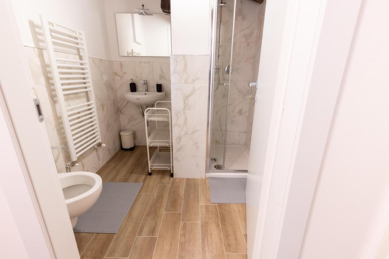 Cavour Florence Apartment ภายนอก รูปภาพ