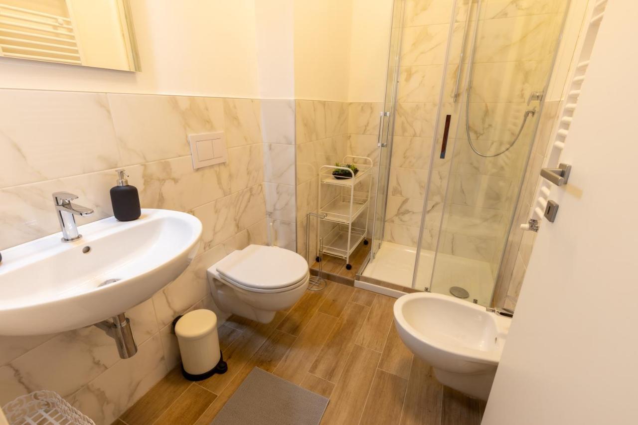 Cavour Florence Apartment ภายนอก รูปภาพ