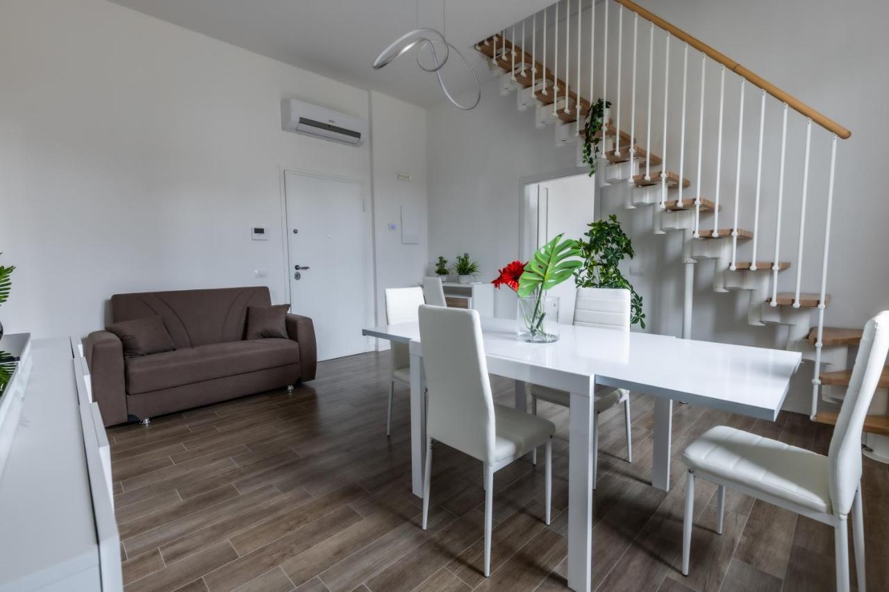 Cavour Florence Apartment ภายนอก รูปภาพ